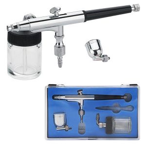 אקדח ריסוס המוזן על ידי כוח הכבידה או סיפון