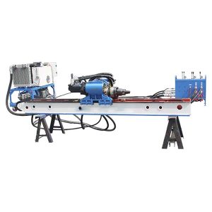 מתקן קידוח עוגן מסוג מפוצל